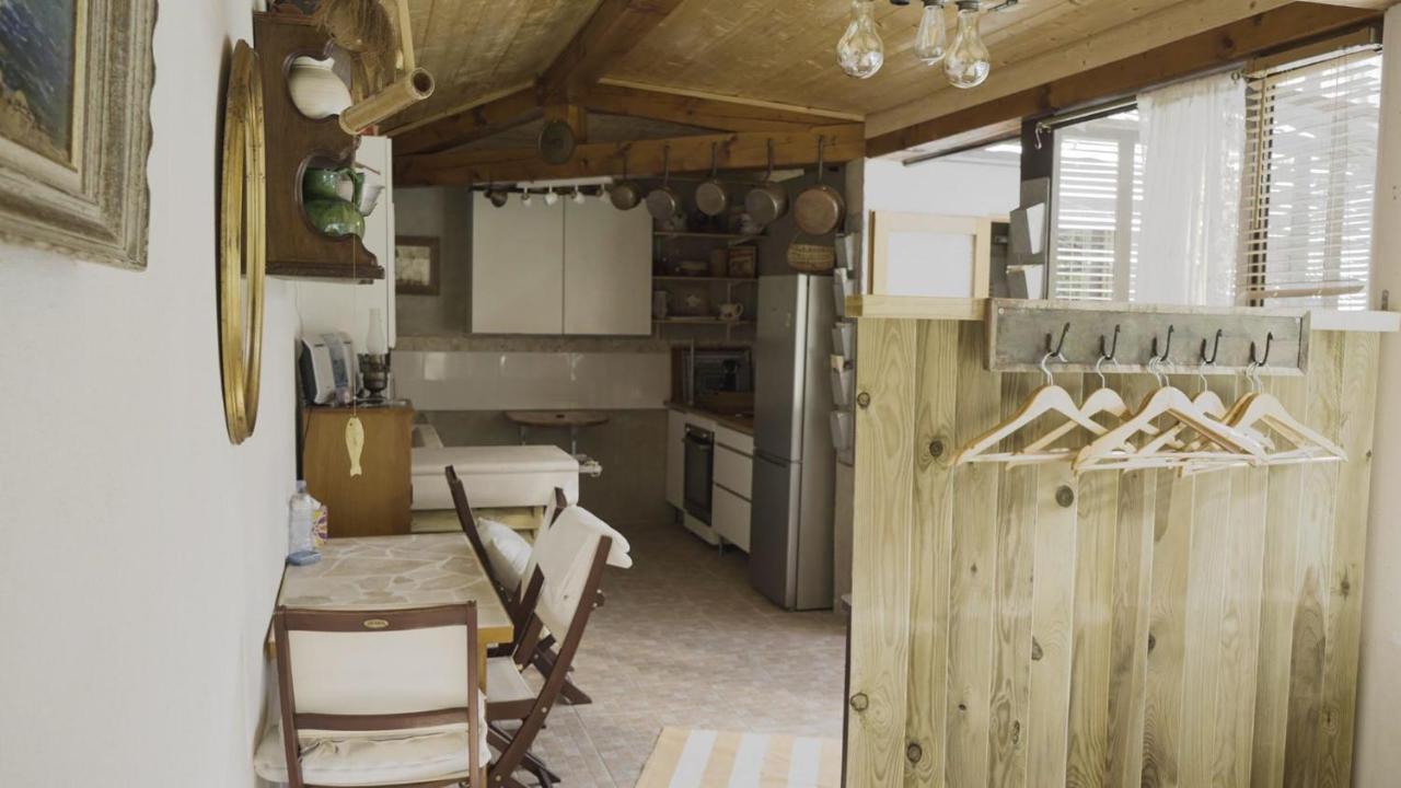 Une Petite Maison Entre Vignes Et Mer La Cadiere-d'Azur Luaran gambar